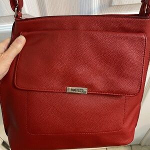 Roots Red Leather Shoulder Cross Body Travel Bag Purse Canada Pockets Fall
